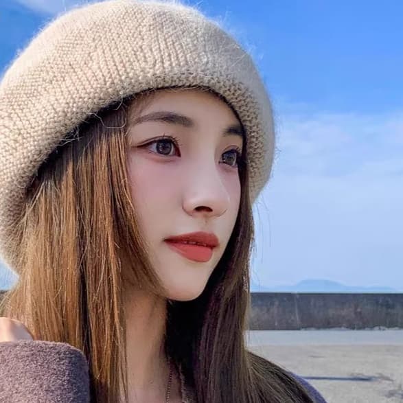 ふんわり包まれる冬のベレー帽