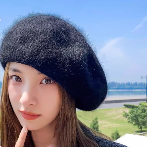 ふんわり包まれる冬のベレー帽