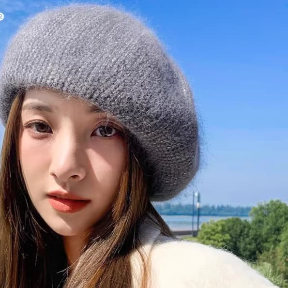 ふんわり包まれる冬のベレー帽