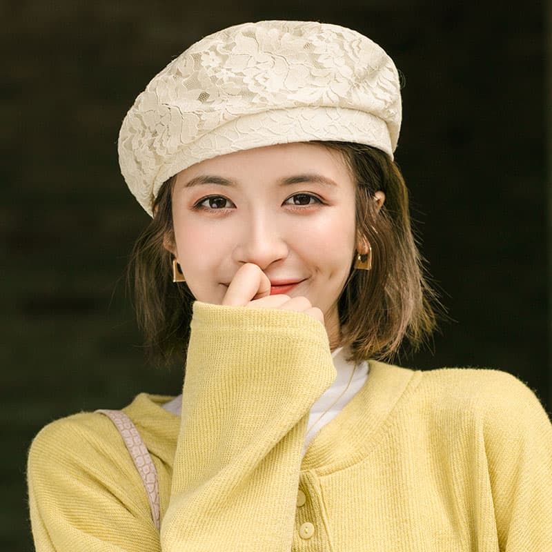 優美なレース編みベレー帽