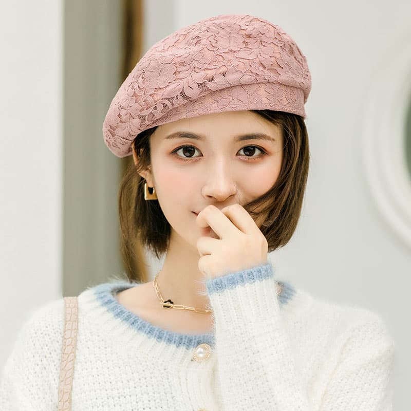 優美なレース編みベレー帽
