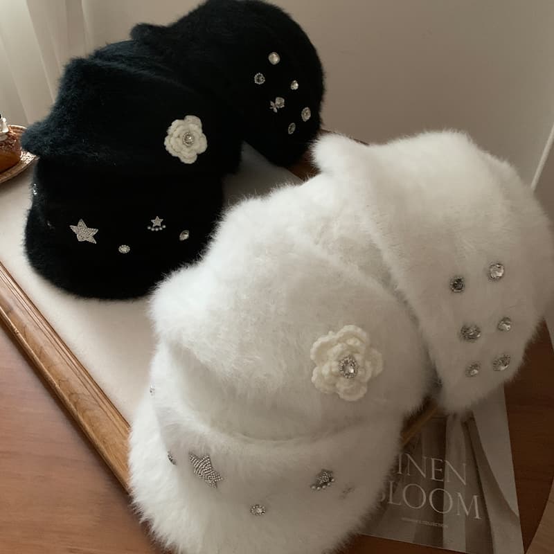 ふわもこ花飾り付きボアベレー帽